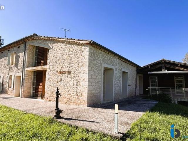 Maison 7 pièces 239 m²