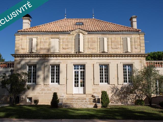 Maison 7 pièces 239 m²