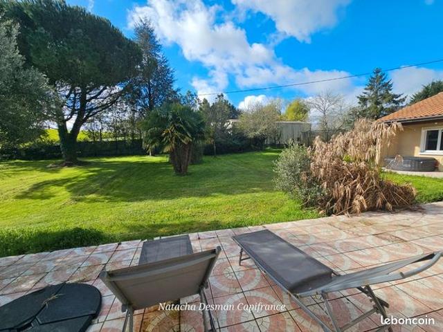 Maison 7 pièces 239 m²