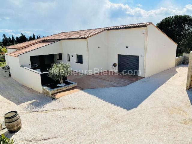 Maison 7 pièces 230 m²