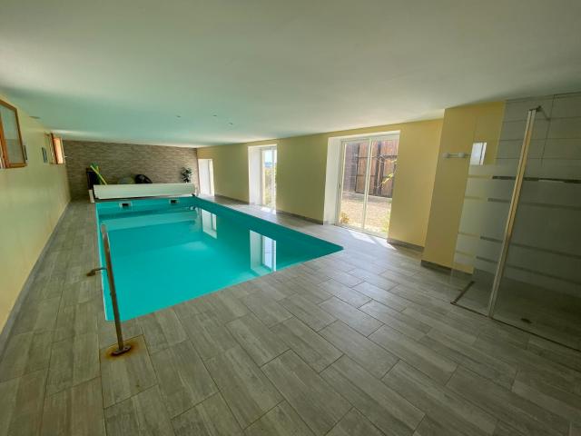 Maison 7 pièces 230 m²