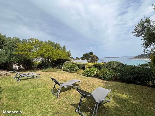 Maison 7 pièces 230 m²
