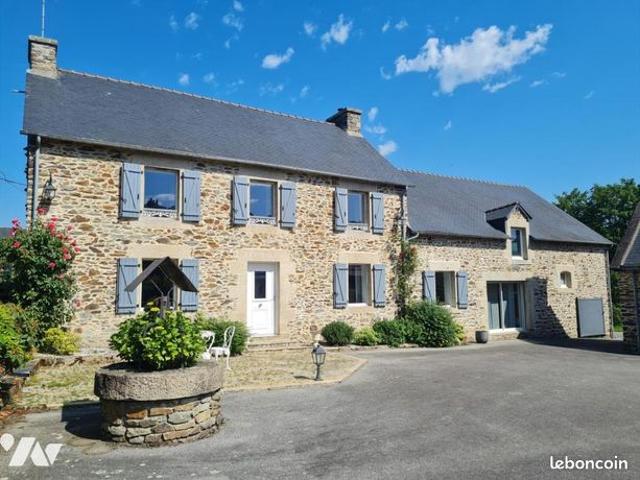 Maison 7 pièces 230 m²