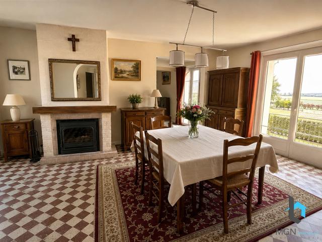 Maison 7 pièces 230 m²