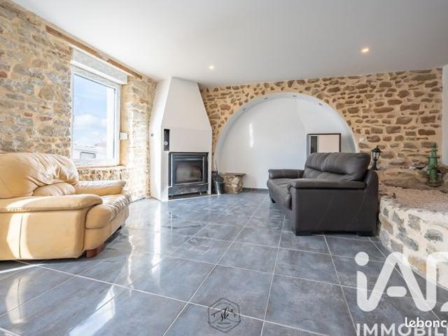 Maison 7 pièces 230 m²