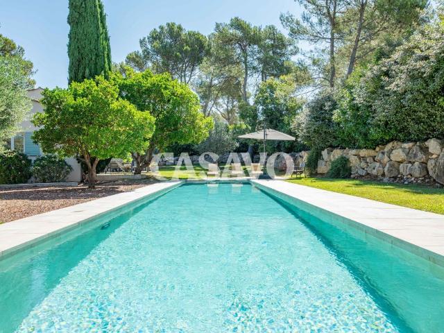 Maison 7 pièces 230 m²