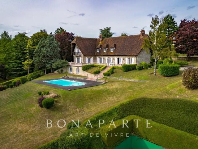 Maison 7 pièces 230 m²