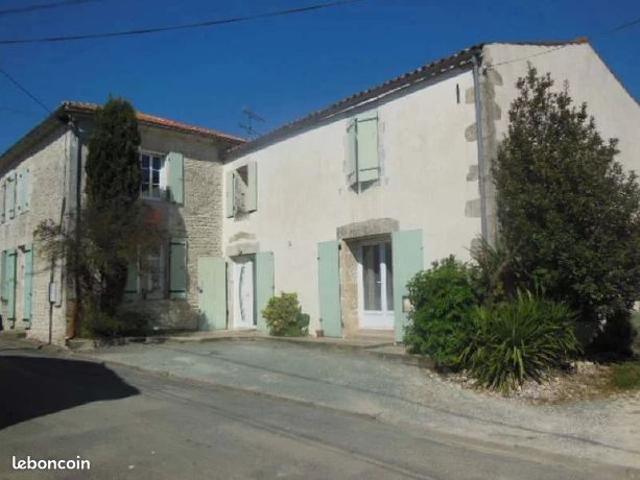 Maison 7 pièces 230 m²