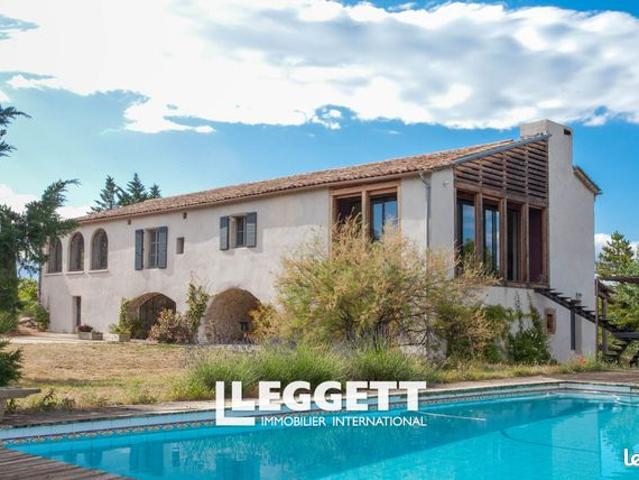 Maison 7 pièces 230 m²