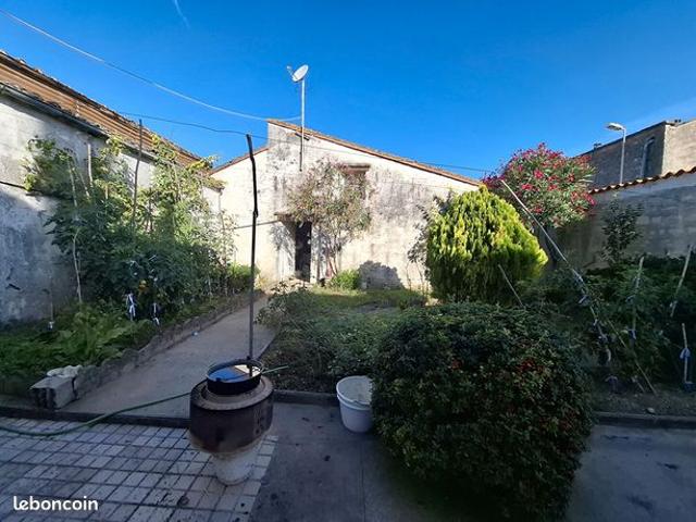 Maison 7 pièces 230 m²