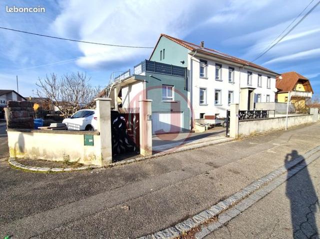 Maison 7 pièces 230 m²