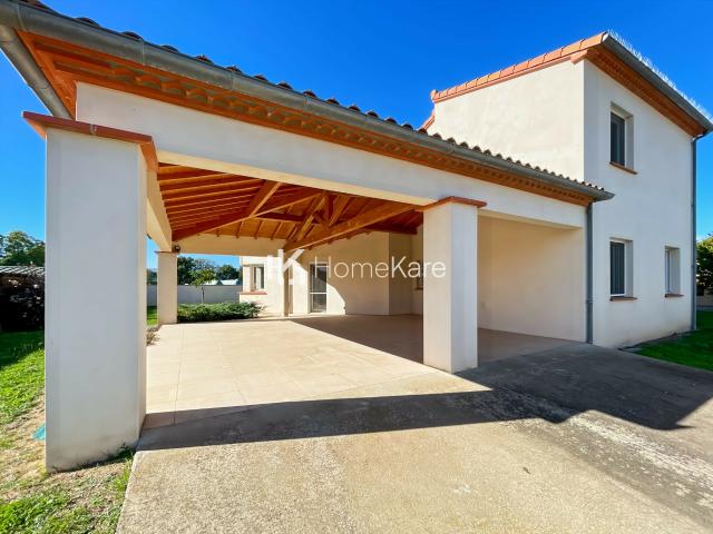 Maison 7 pièces 230 m²