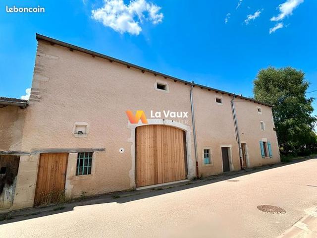 Maison 7 pièces 230 m²