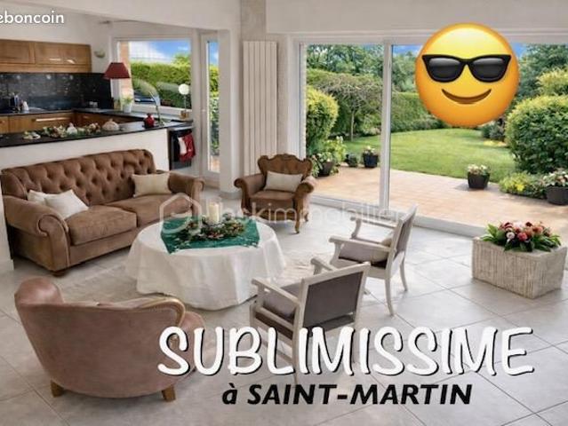Maison 7 pièces 230 m²
