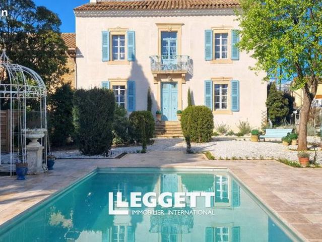 Maison 7 pièces 230 m²