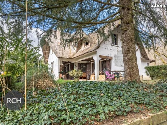 Maison 7 pièces 231 m²