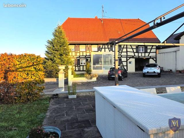 Maison 7 pièces 231 m²