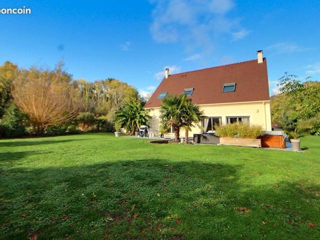 Maison 7 pièces 231 m²