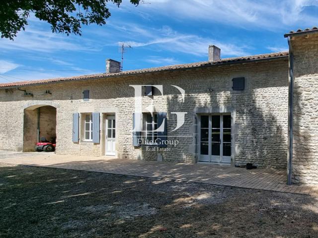 Maison 7 pièces 232 m²