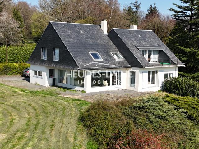 Maison 7 pièces 232 m²