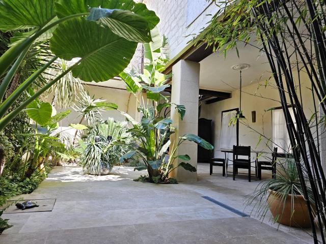 Maison 7 pièces 232 m²