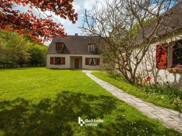 Maison 7 pièces 232 m²