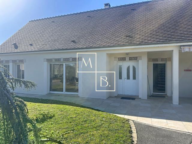 Maison 7 pièces 232 m²