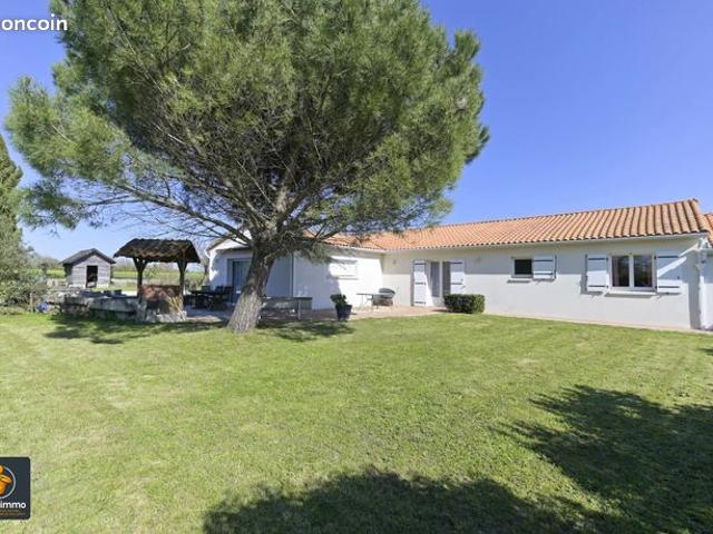 Maison 7 pièces 222 m²
