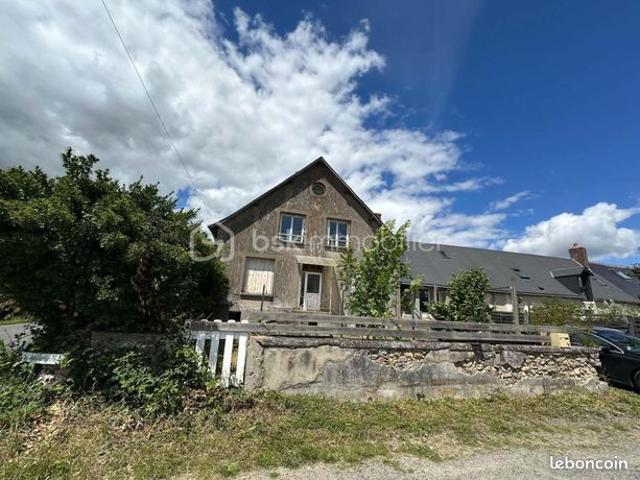 Maison 7 pièces 232 m²