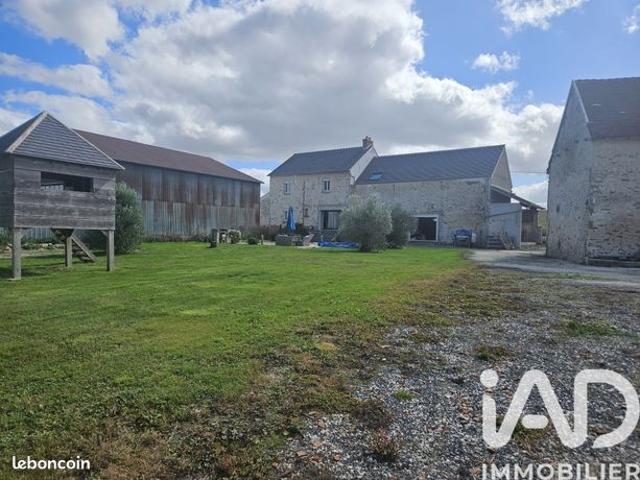 Maison 7 pièces 232 m²