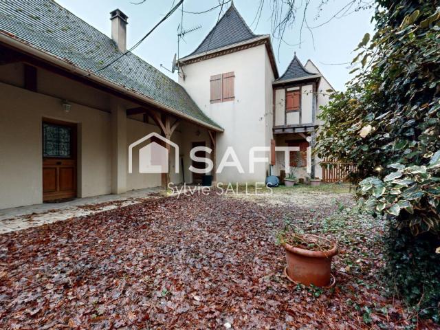 Maison 7 pièces 233 m²