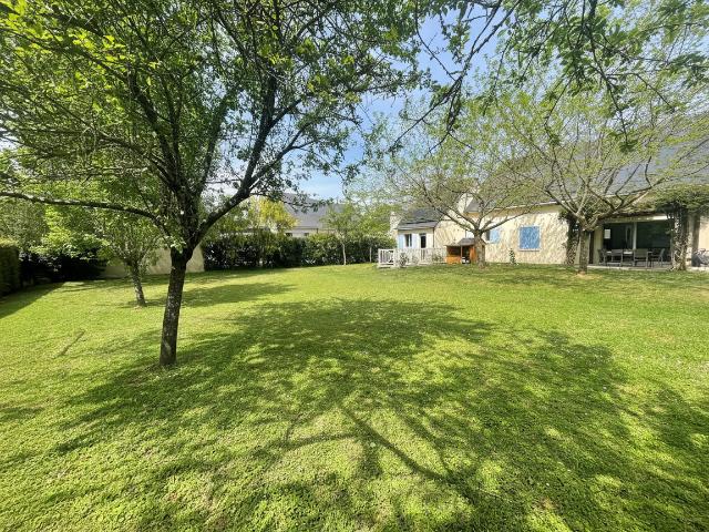 Maison 7 pièces 233 m²