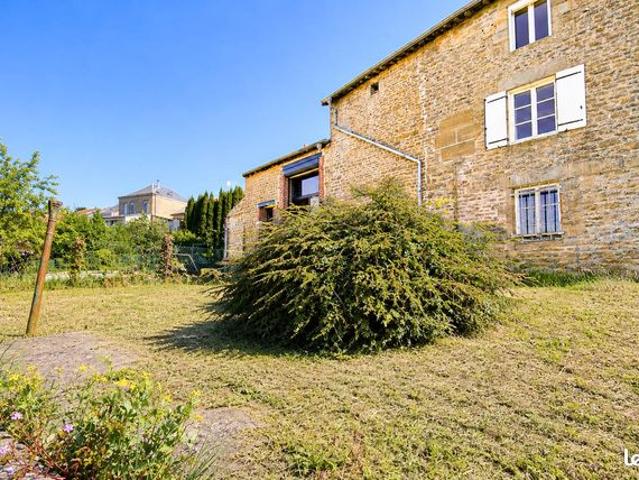 Maison 7 pièces 233 m²