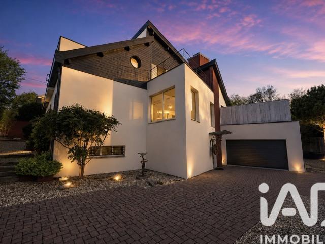 Maison 7 pièces 23 m²