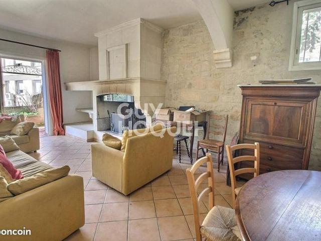 Maison 7 pièces 244 m²