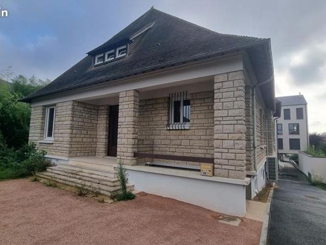 Maison 7 pièces 244 m²