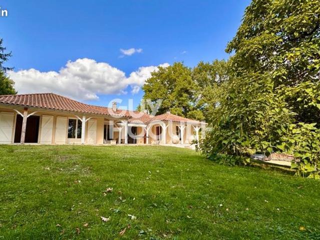 Maison 7 pièces 245 m²