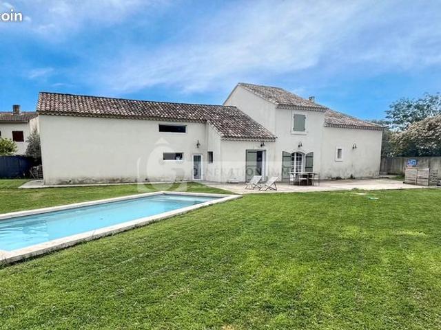 Maison 7 pièces 245 m²