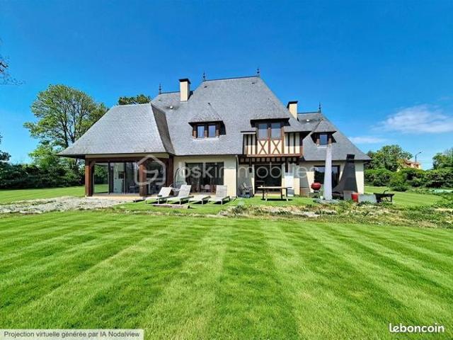 Maison 7 pièces 245 m²