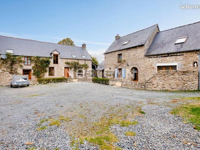 Maison 7 pièces 245 m²