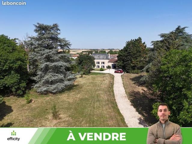 Maison 7 pièces 245 m²