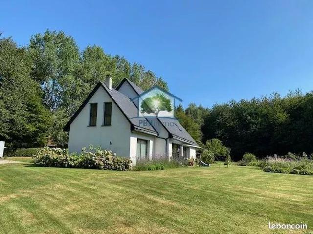 Maison 7 pièces 245 m²