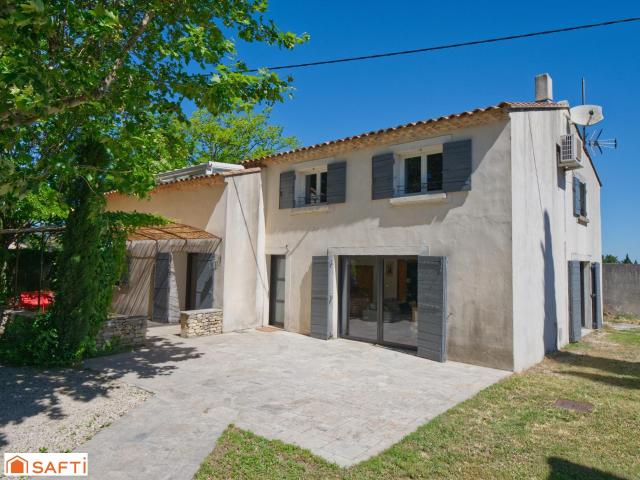 Maison 7 pièces 246 m²