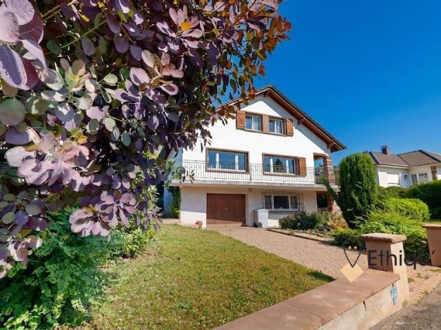 Maison 7 pièces 247 m²