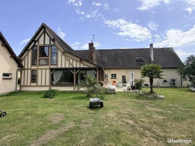 Maison 7 pièces 247 m²