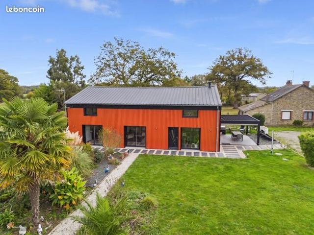 Maison 7 pièces 248 m²