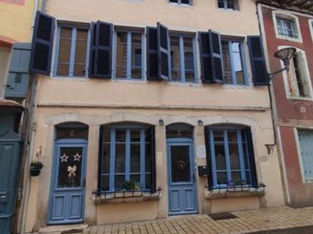 Maison 7 pièces 249 m²