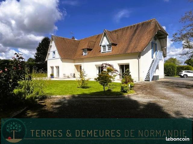 Maison 7 pièces 249 m²
