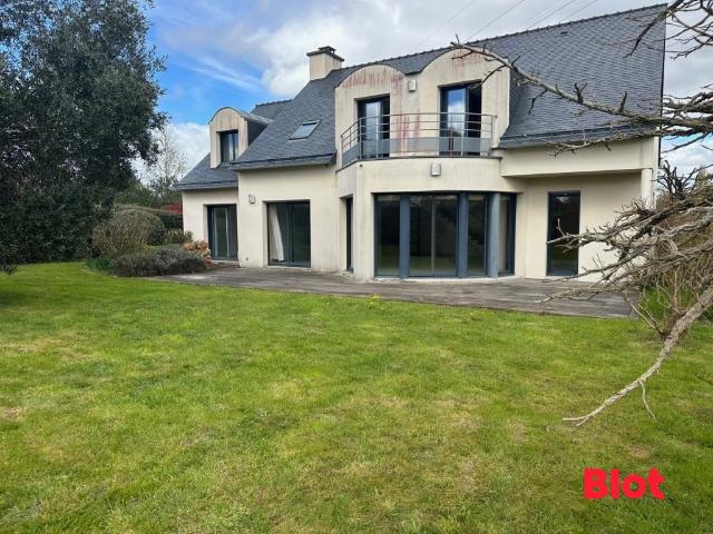 Maison 7 pièces 249 m²