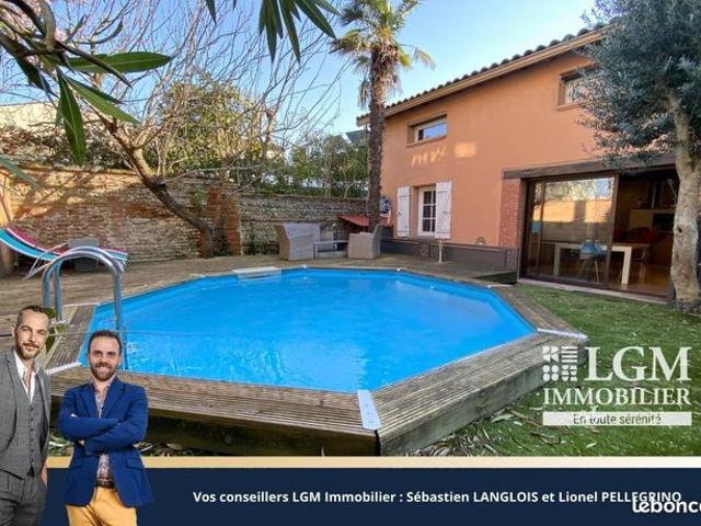 Maison 7 pièces 240 m²